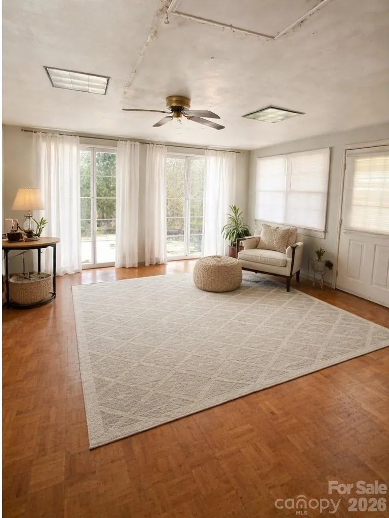 412 W Liberty Street Winnsboro, SC 29180