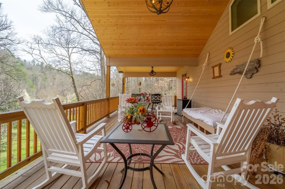 151 High Grove Parkway Whittier, NC 28789