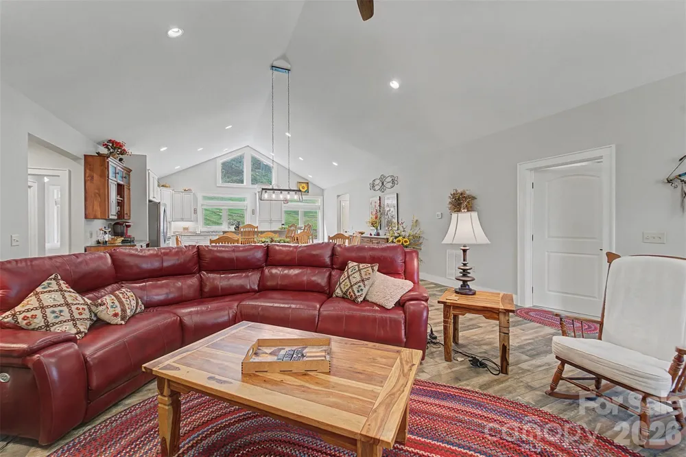 151 High Grove Parkway Whittier, NC 28789