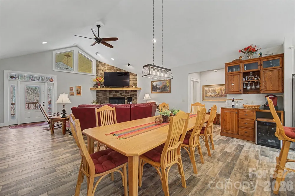 151 High Grove Parkway Whittier, NC 28789