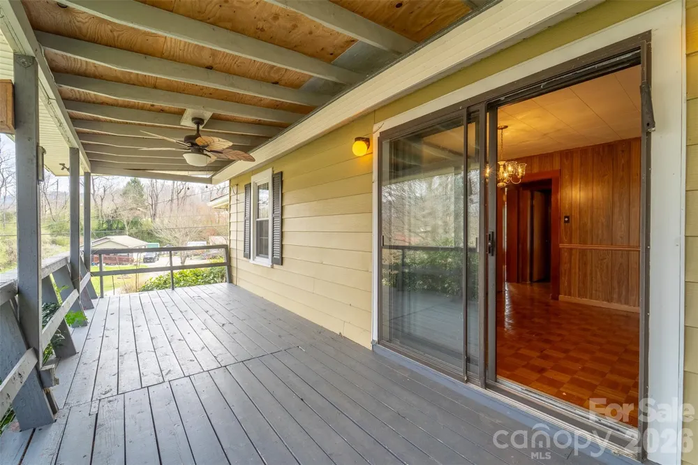 318 Sunrise Park Sylva, NC 28779