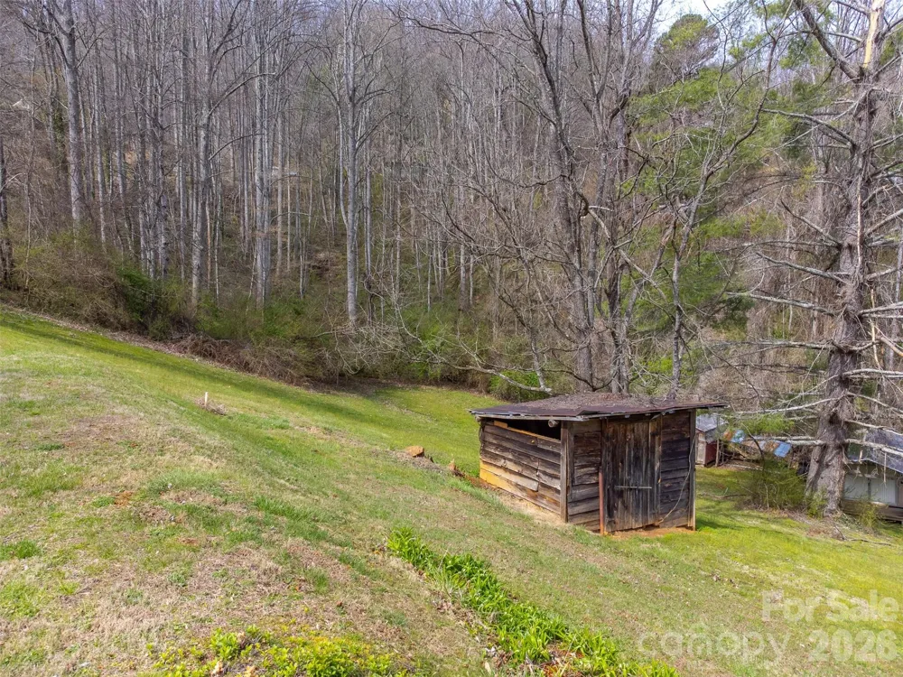 318 Sunrise Park Sylva, NC 28779
