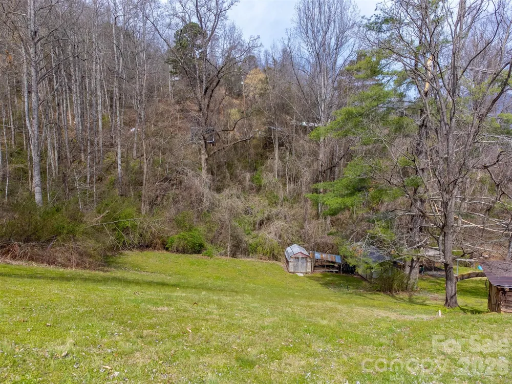 318 Sunrise Park Sylva, NC 28779
