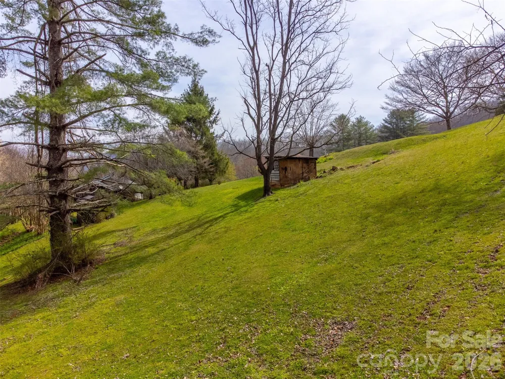 318 Sunrise Park Sylva, NC 28779