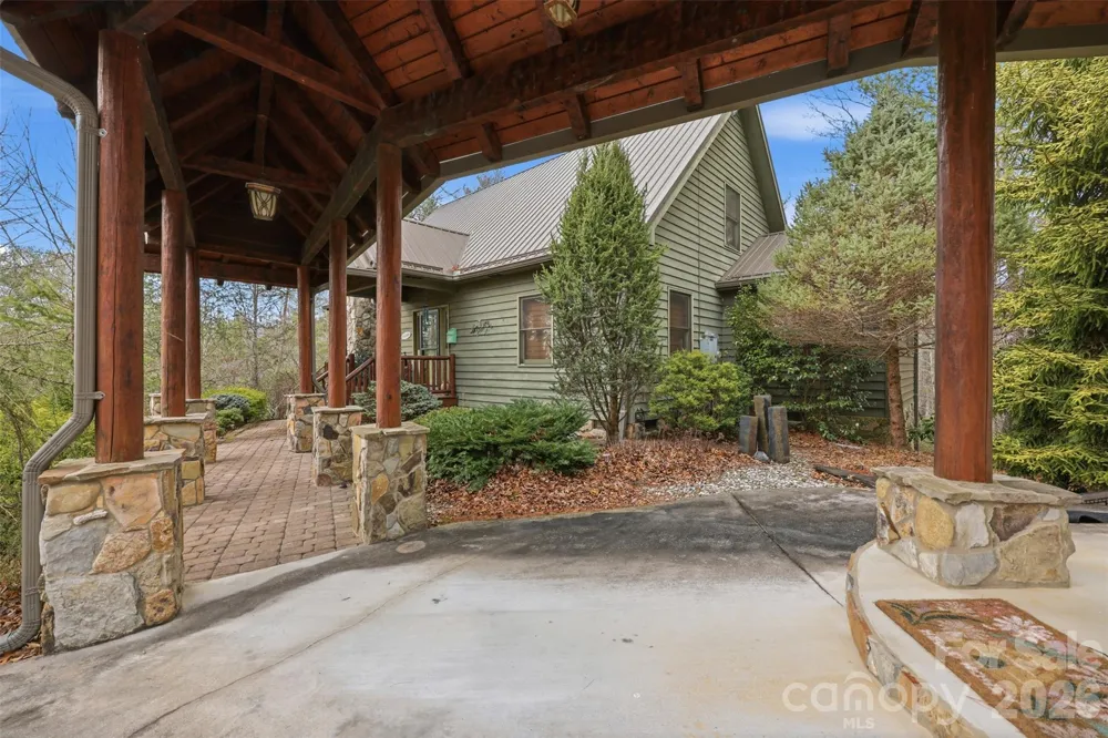 1721 Meadow Road Ferguson, NC 28624