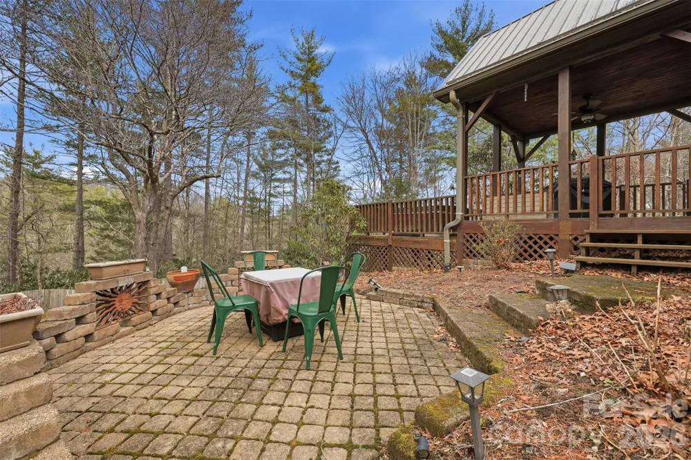 1721 Meadow Road Ferguson, NC 28624