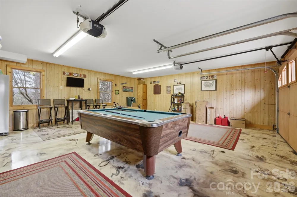 1721 Meadow Road Ferguson, NC 28624