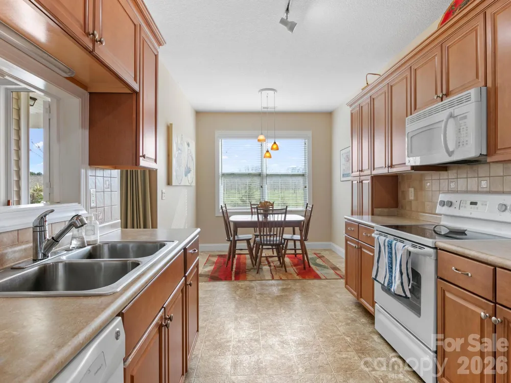 7 Eagle Creek Trail S Flat Rock, NC 28731