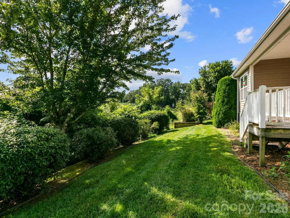 7 Eagle Creek Trail S Flat Rock, NC 28731