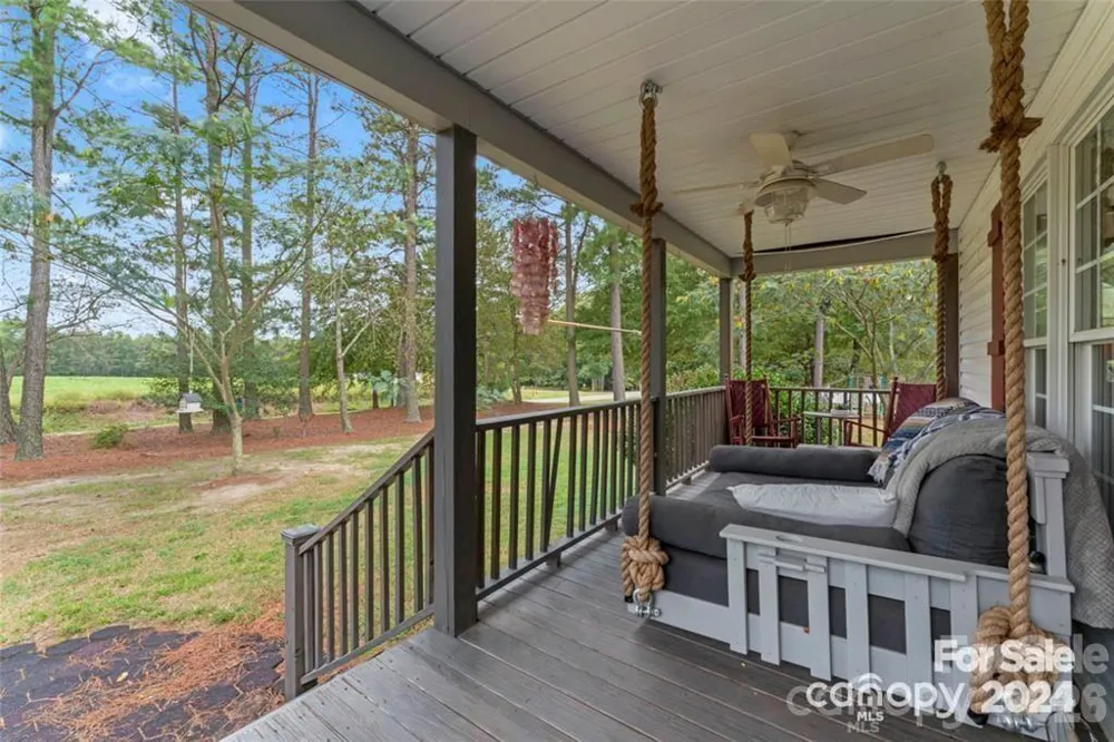 10560 Lake Royalle Road Spring Hope, NC 27882