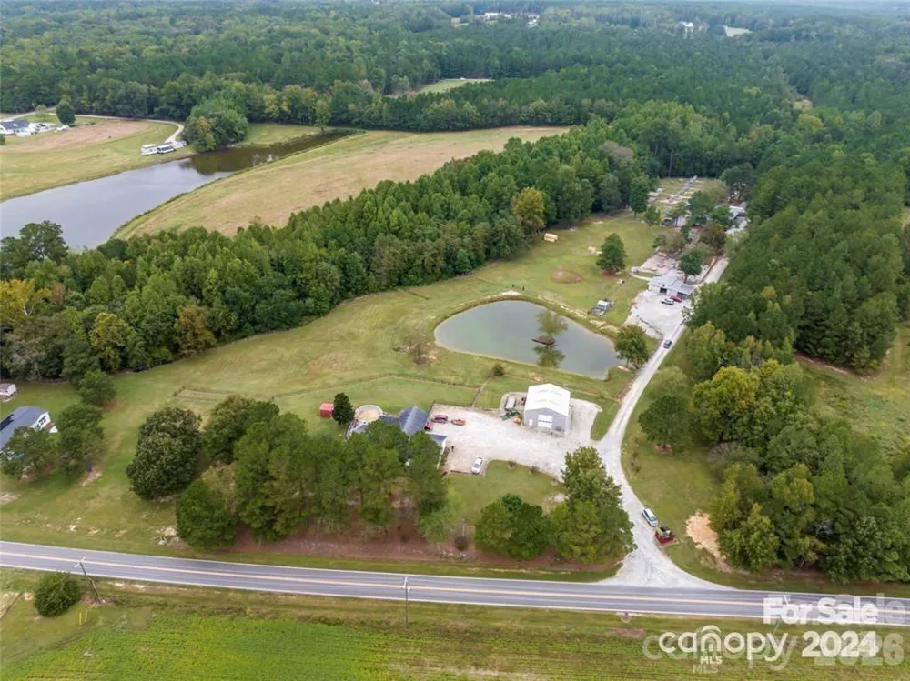 10560 Lake Royalle Road Spring Hope, NC 27882