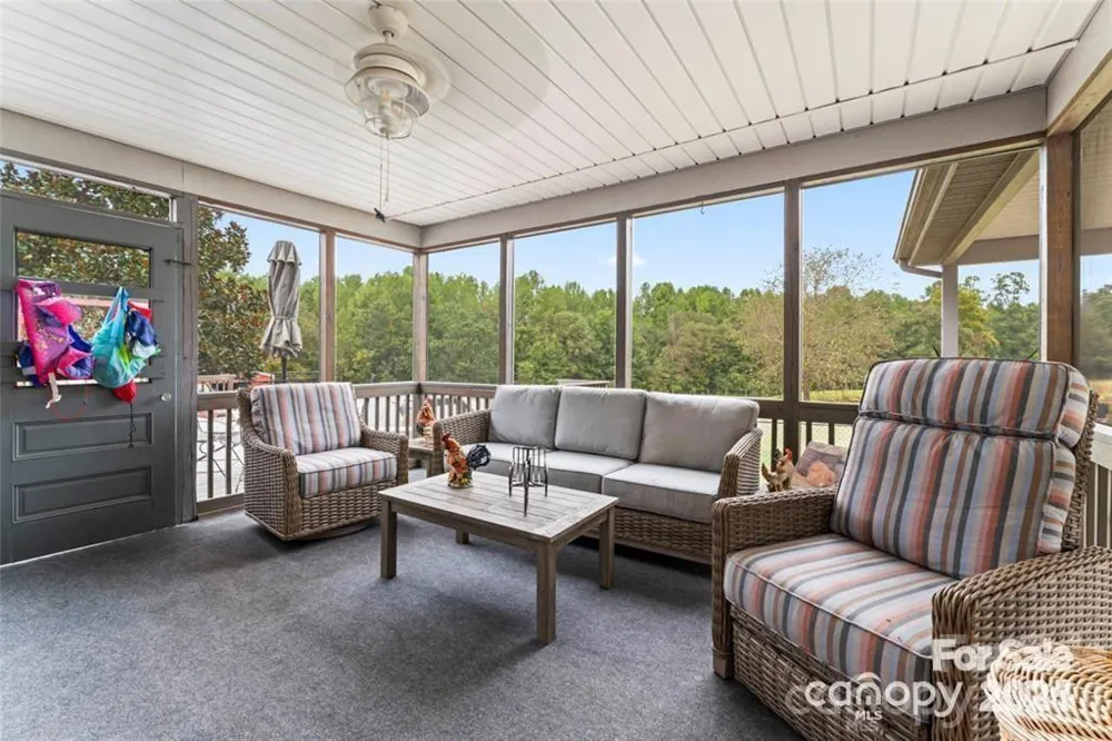 10560 Lake Royalle Road Spring Hope, NC 27882