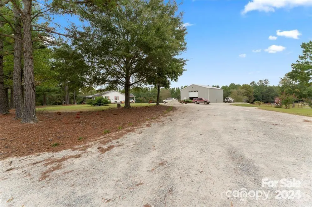 10560 Lake Royalle Road Spring Hope, NC 27882