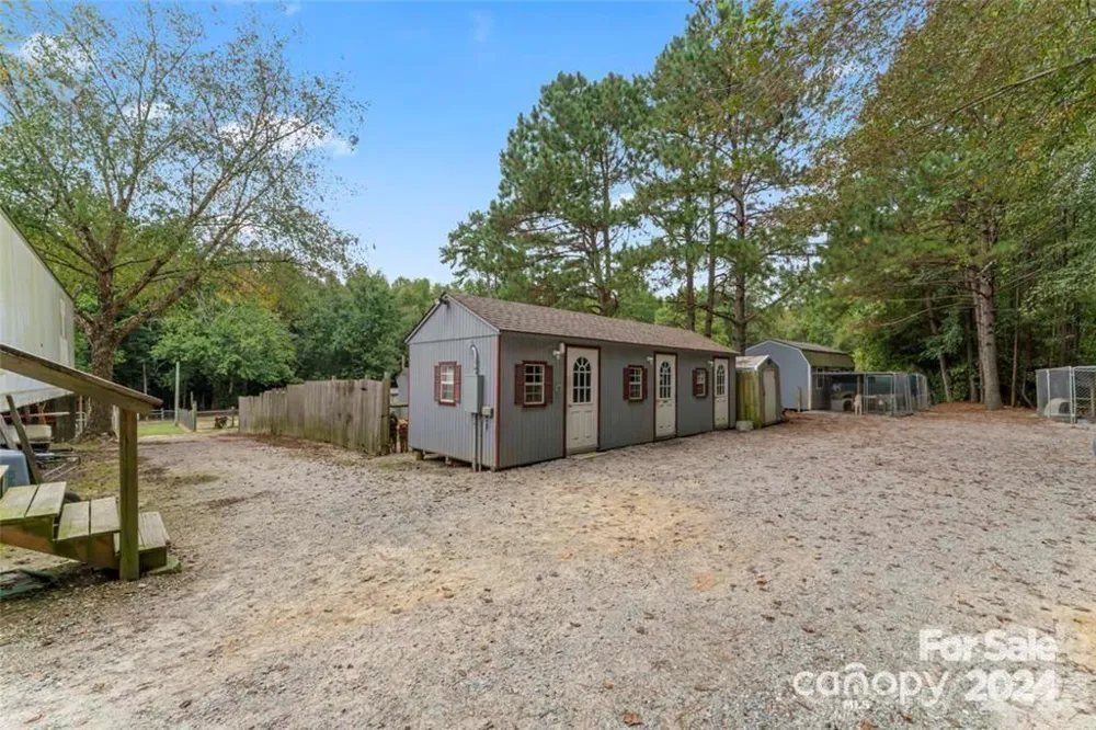 10560 Lake Royalle Road Spring Hope, NC 27882
