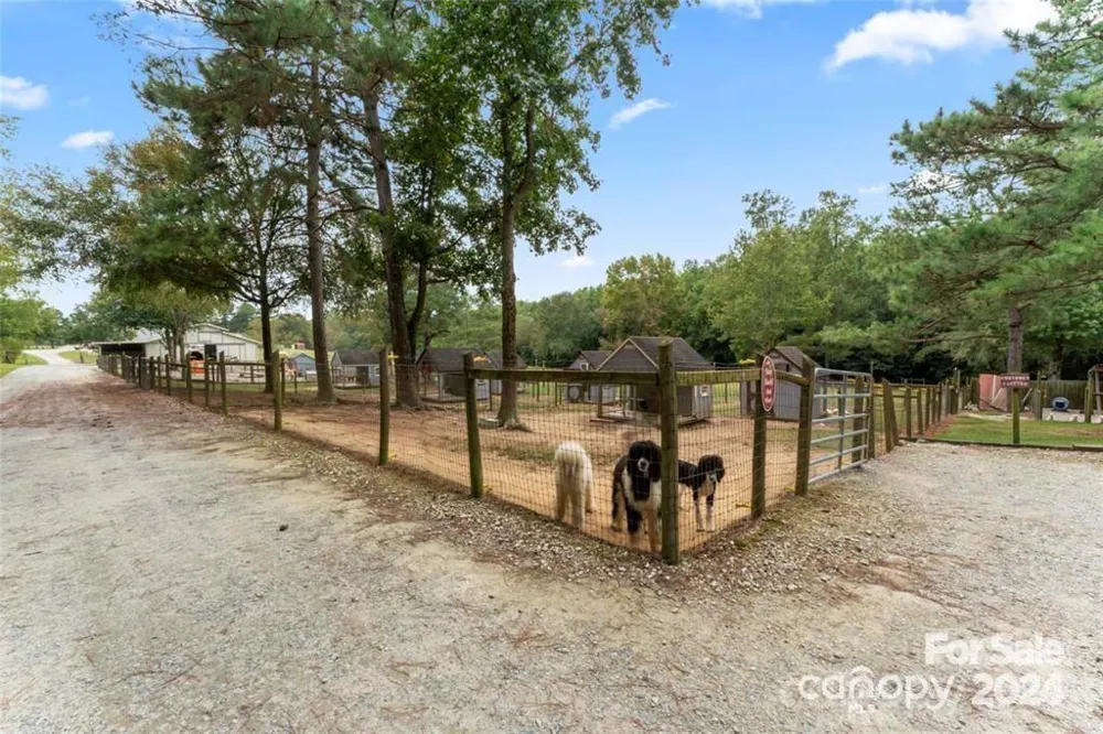10560 Lake Royalle Road Spring Hope, NC 27882