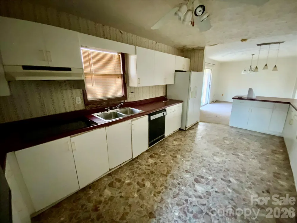 154 Lovelace Road Forest City, NC 28043