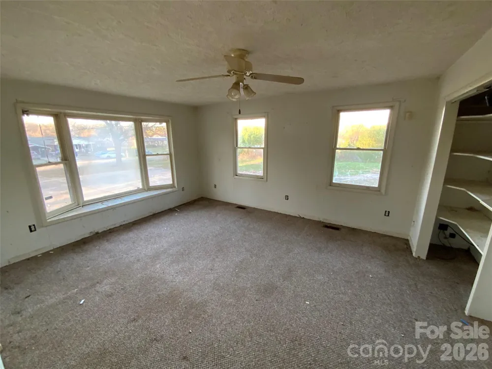 154 Lovelace Road Forest City, NC 28043