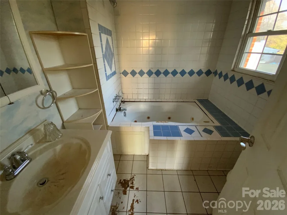 154 Lovelace Road Forest City, NC 28043