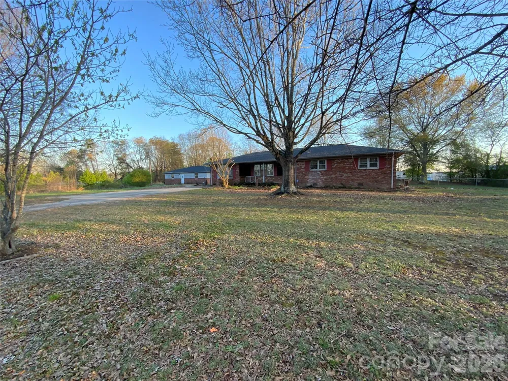 154 Lovelace Road Forest City, NC 28043