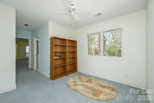 206 Black Oak Lane Hendersonville, NC 28791