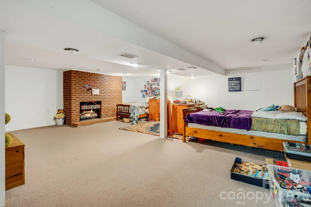 1737 Whitesides Road Forest City, NC 28043