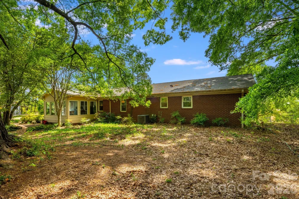 1737 Whitesides Road Forest City, NC 28043