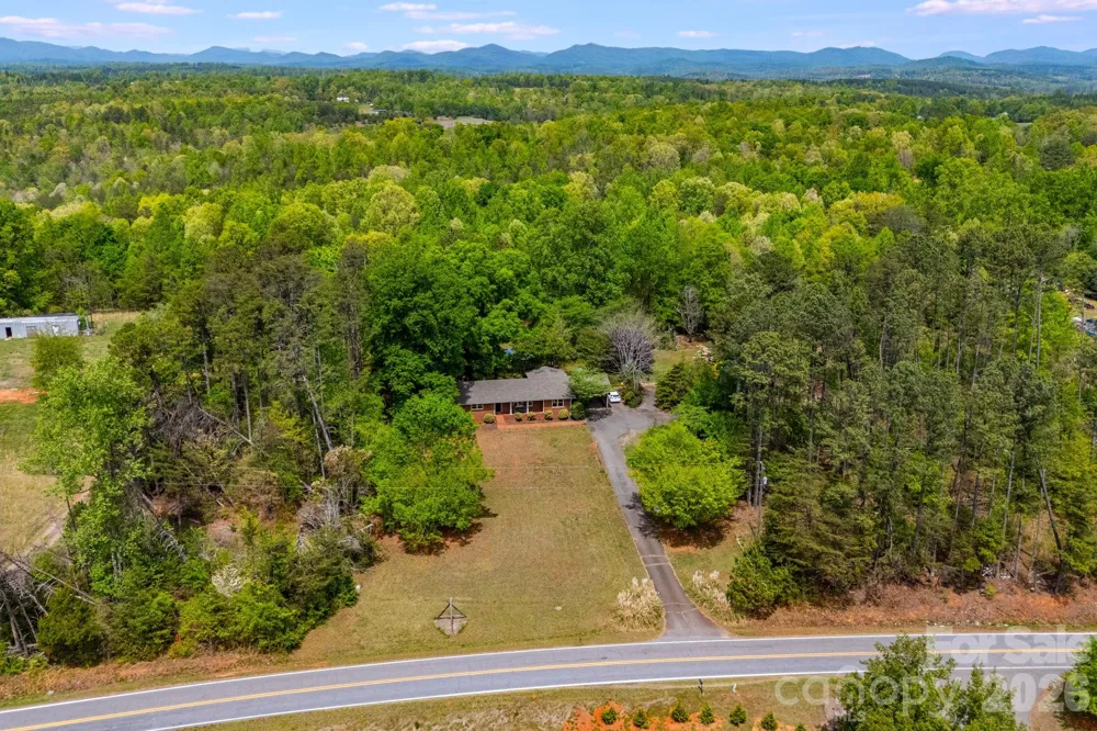 1737 Whitesides Road Forest City, NC 28043