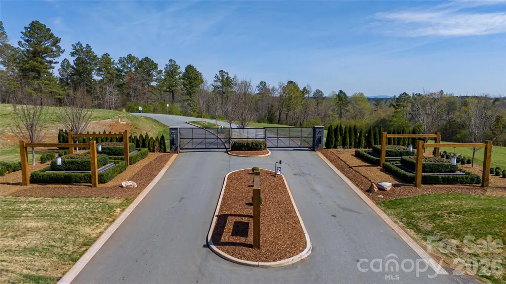 2221 Pikes Peak Ridge Connelly Springs, NC 28612