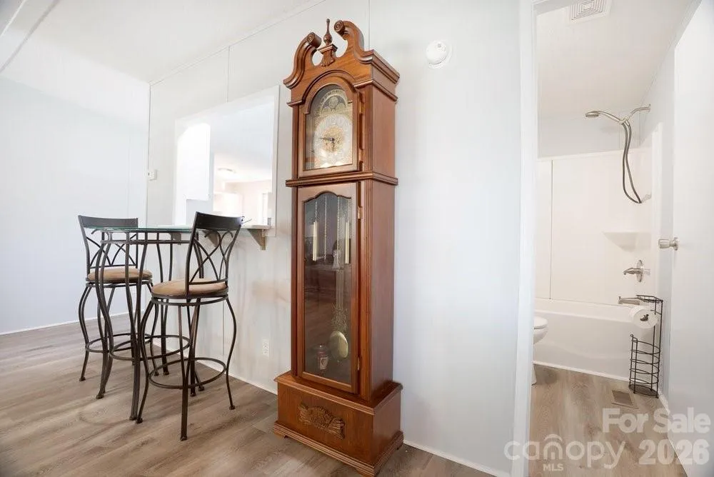 889 Tabor Road Olin, NC 28660