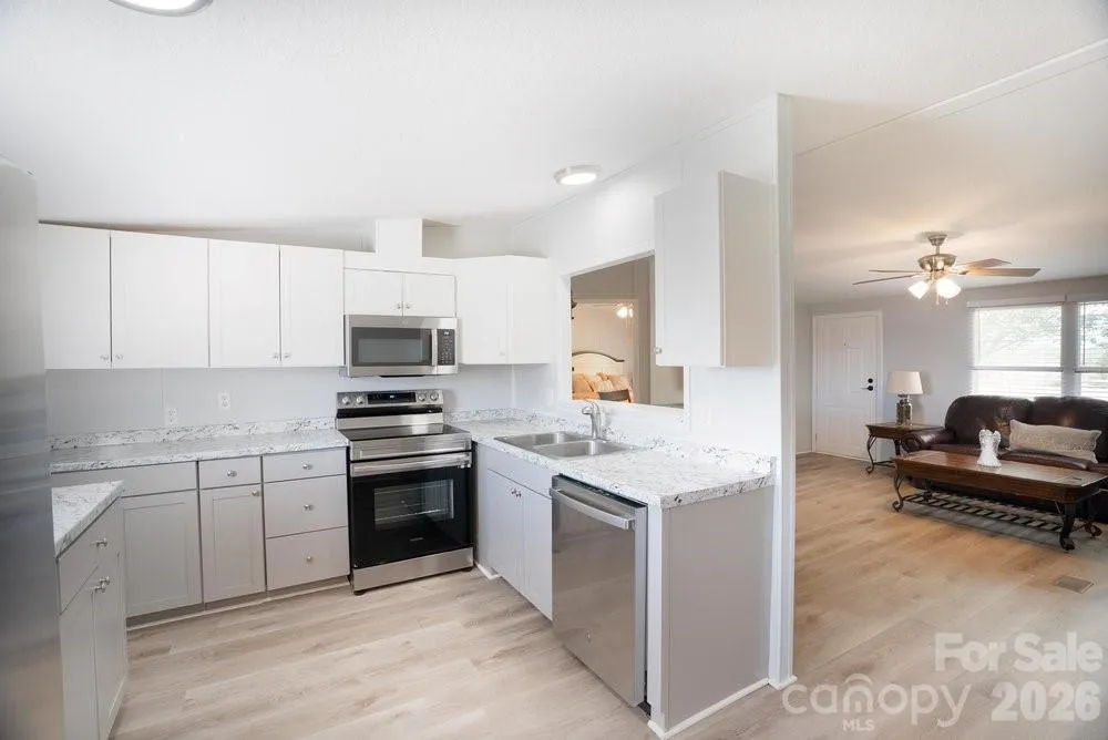 889 Tabor Road Olin, NC 28660