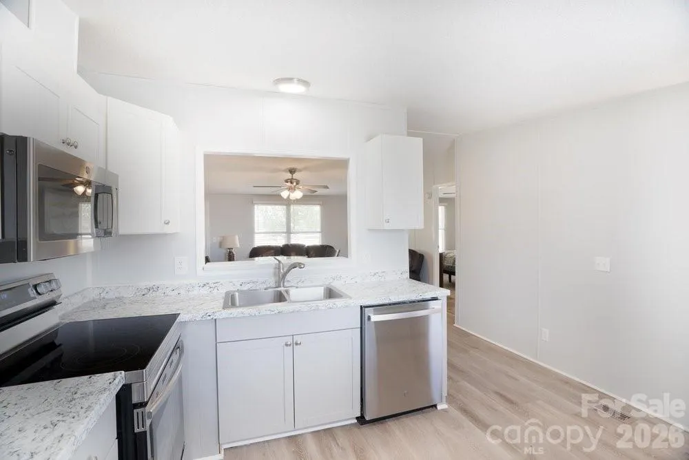 889 Tabor Road Olin, NC 28660