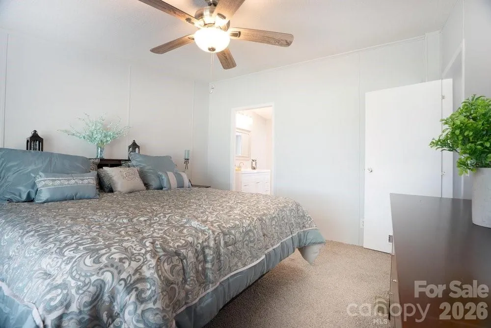 889 Tabor Road Olin, NC 28660