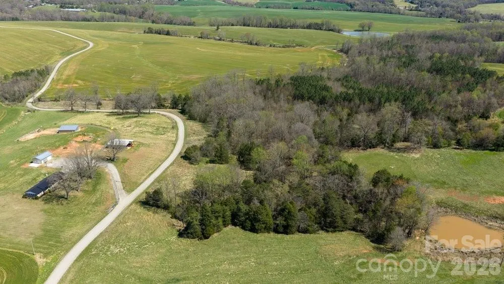889 Tabor Road Olin, NC 28660