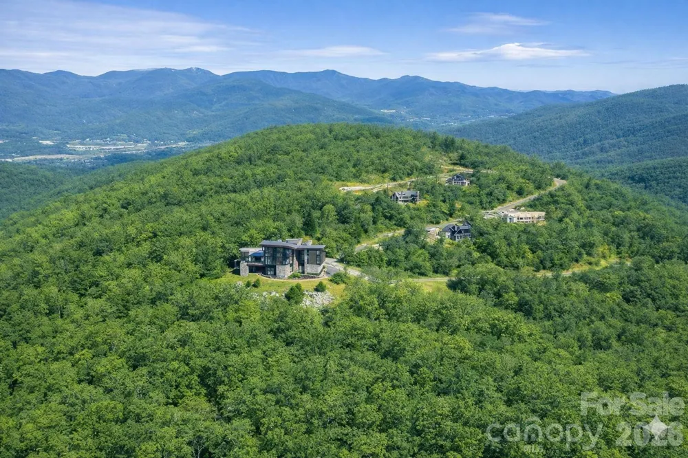 506 Southcliff Parkway Fairview, NC 28730