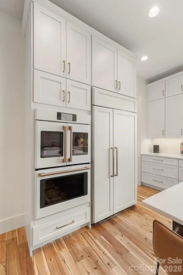 692 Lost Trail Highlands, NC 28741