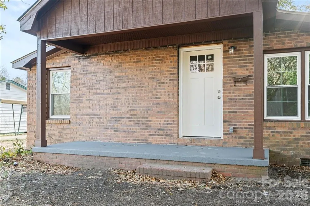 32 Roddy Street Cheraw, SC 29520