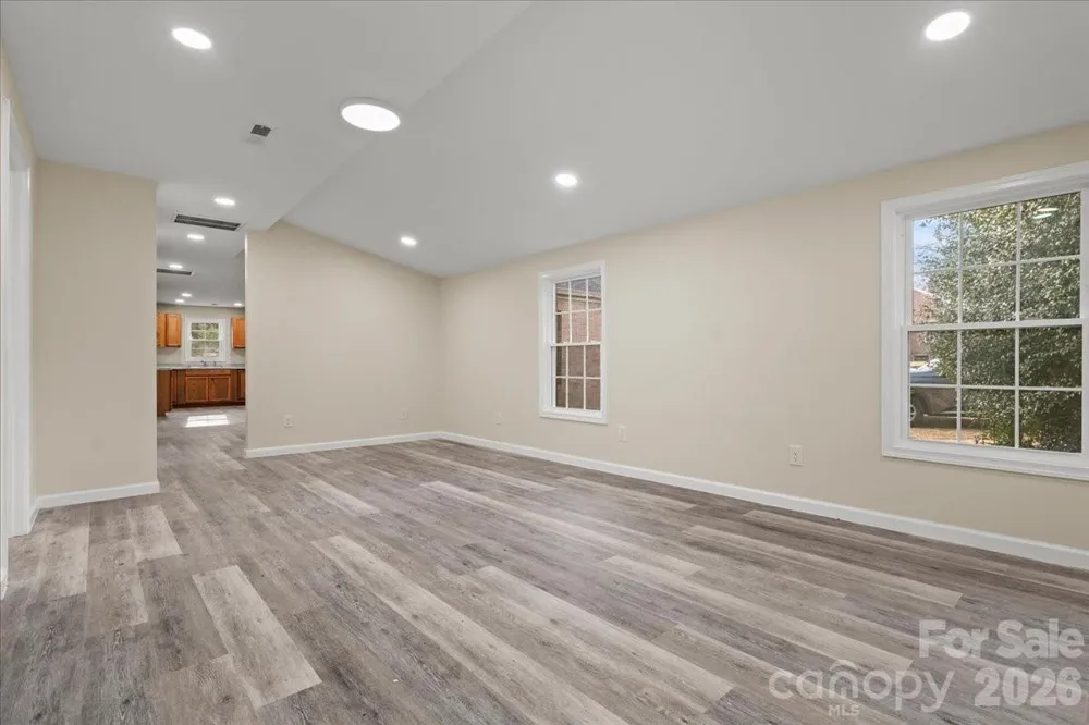 32 Roddy Street Cheraw, SC 29520