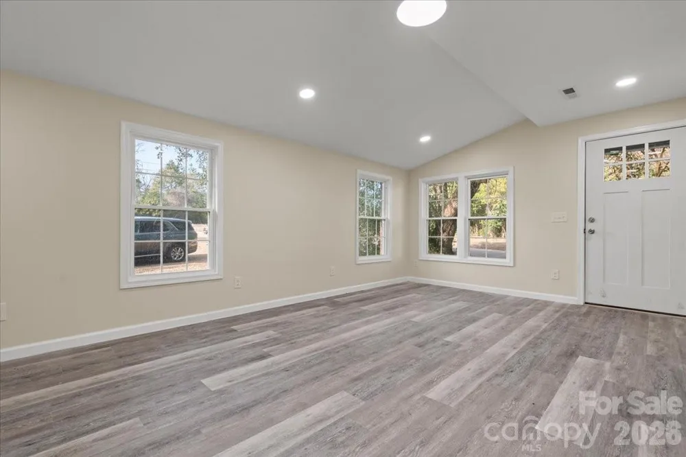 32 Roddy Street Cheraw, SC 29520