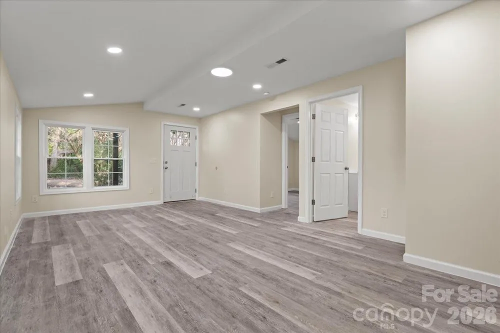 32 Roddy Street Cheraw, SC 29520