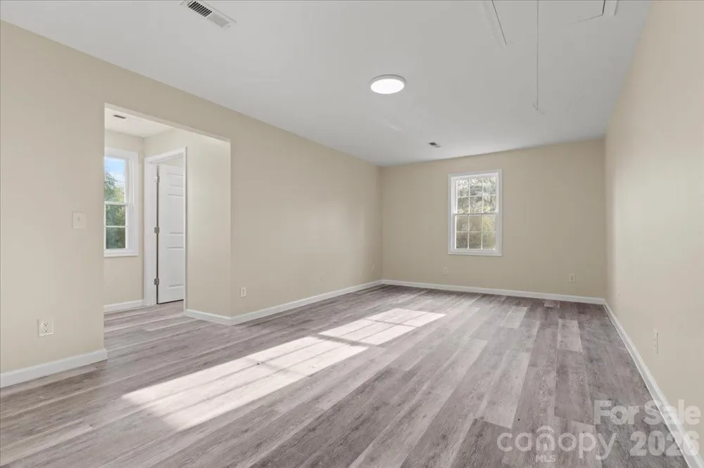 32 Roddy Street Cheraw, SC 29520