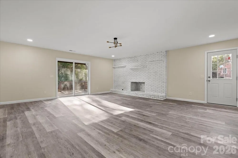 32 Roddy Street Cheraw, SC 29520