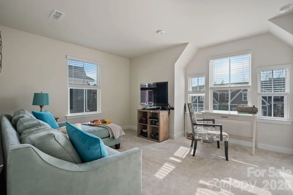 910 Prince Garrett Way Denver, NC 28037