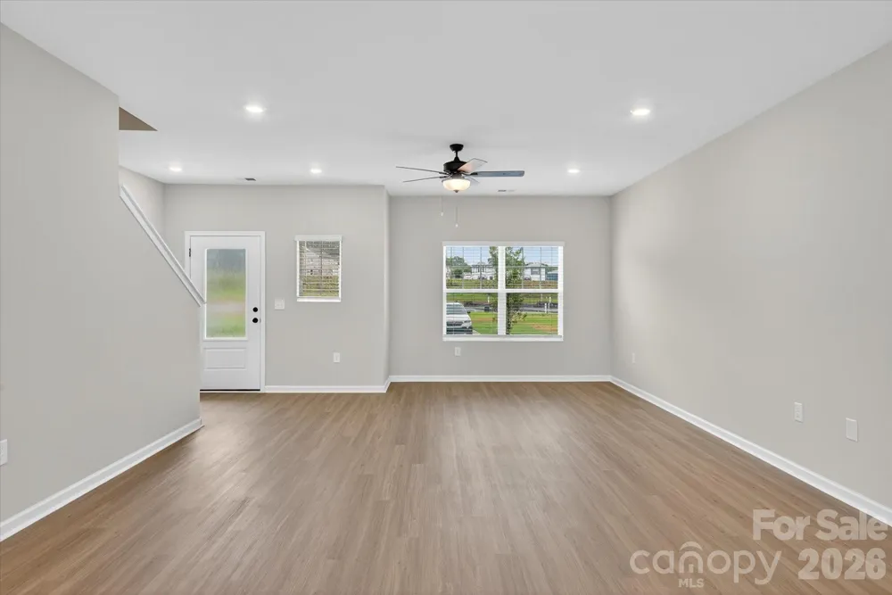 1968 W Davidson Avenue Gastonia, NC 28052