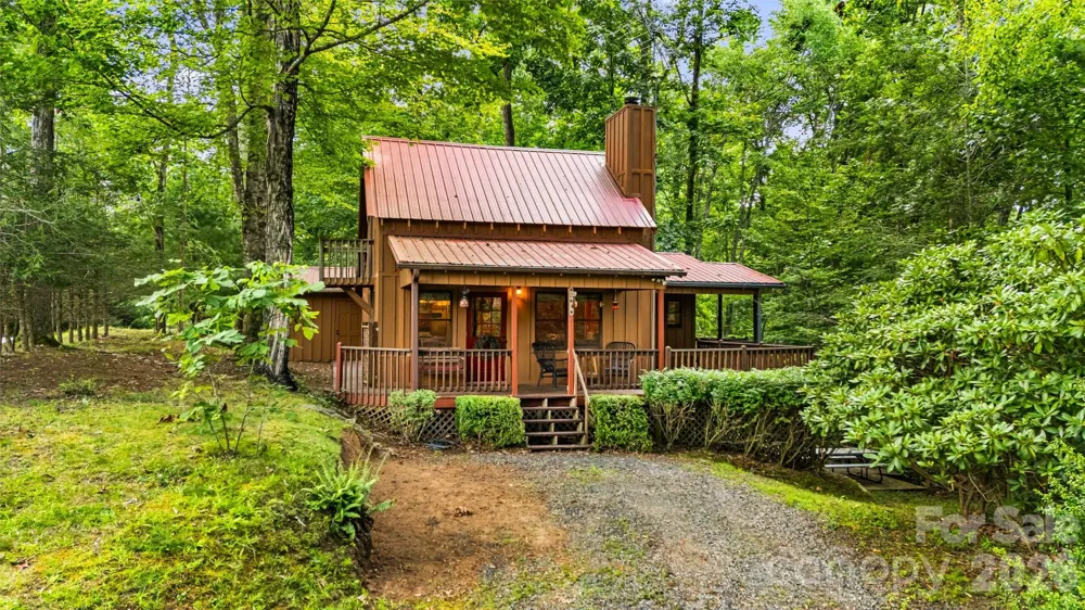 180 Grace Way Green Mountain, NC 28740