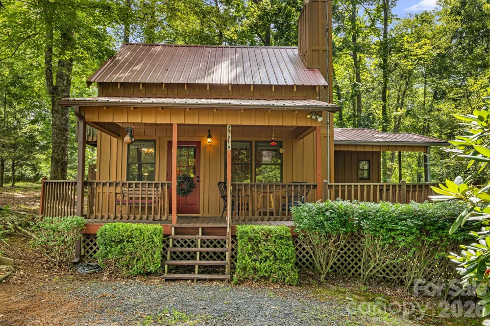 180 Grace Way Green Mountain, NC 28740