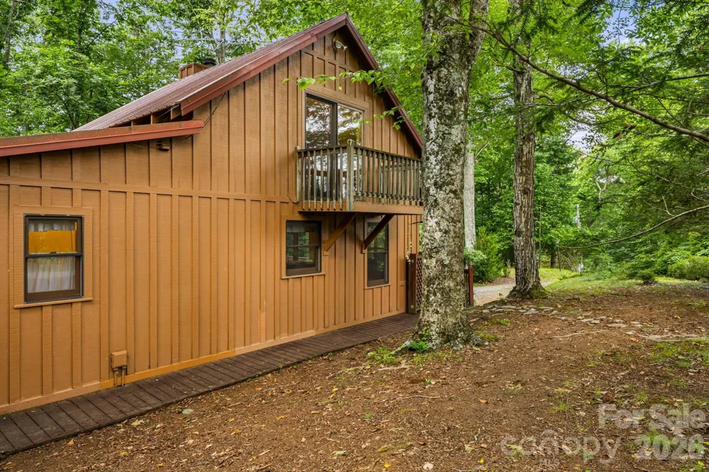 180 Grace Way Green Mountain, NC 28740