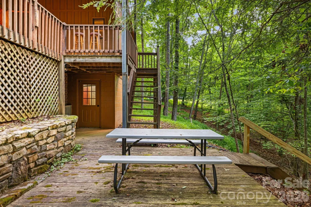 180 Grace Way Green Mountain, NC 28740