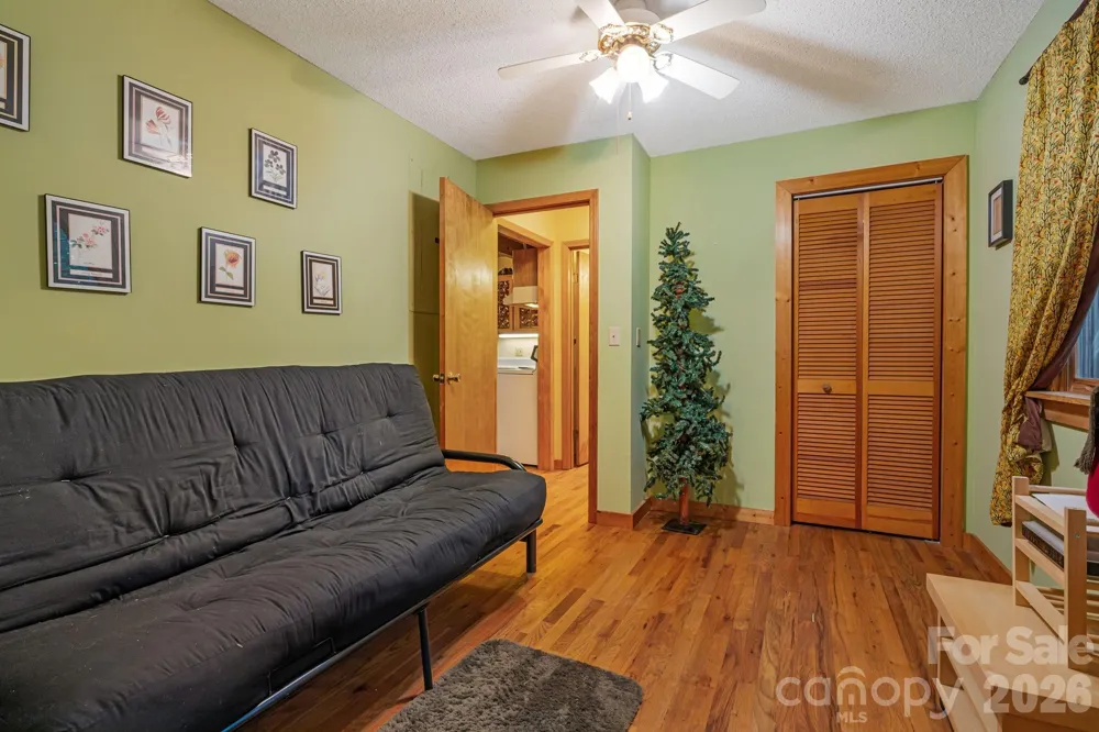 180 Grace Way Green Mountain, NC 28740