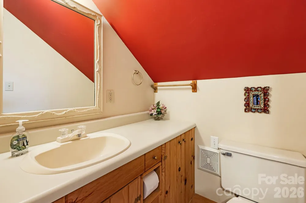 180 Grace Way Green Mountain, NC 28740