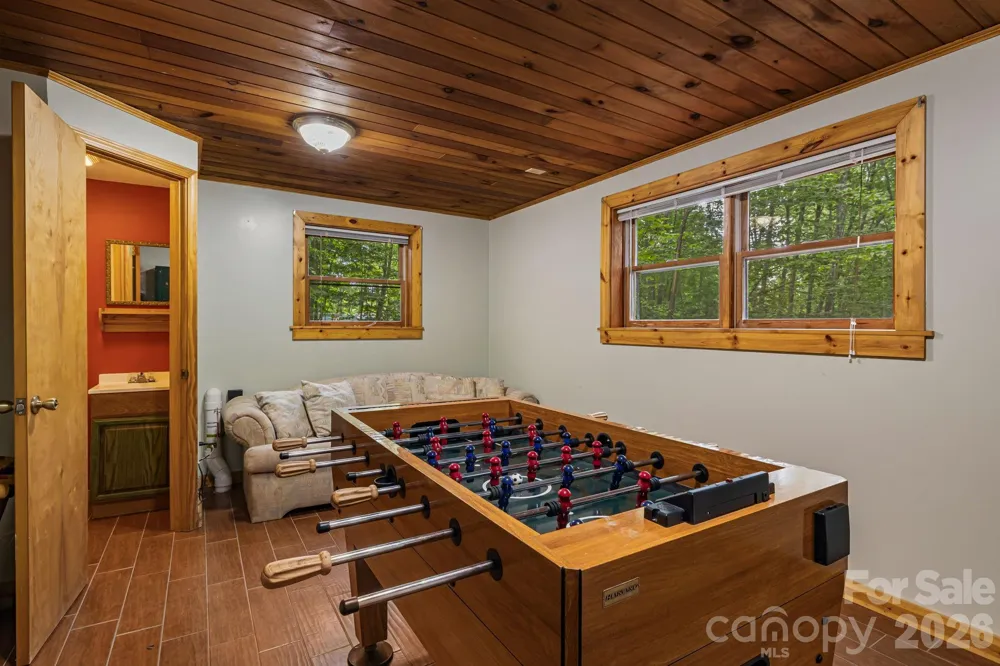 180 Grace Way Green Mountain, NC 28740